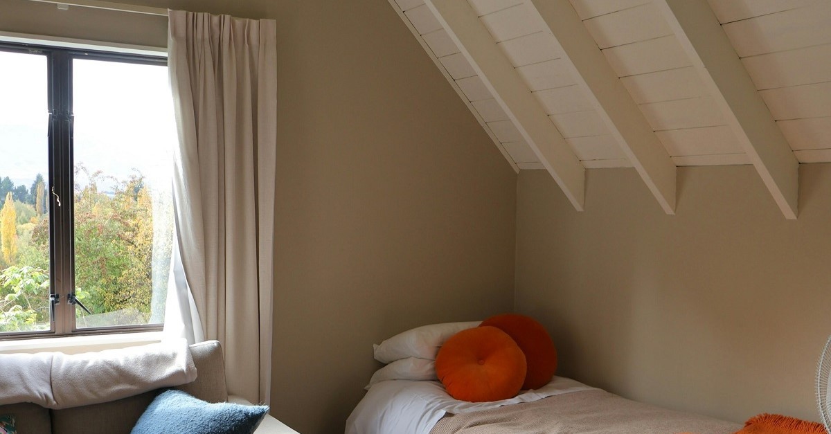 Camera da letto con letto singolo
