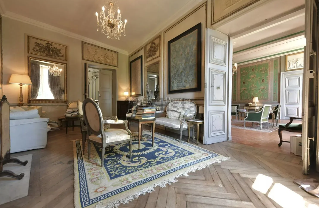 Castello medievale in vendita in Francia