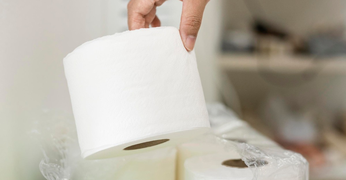Un rotolo di carta igienica