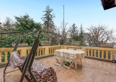 villa con giardino