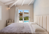 villa con piscina