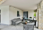 villa con piscina