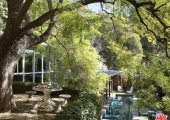 La casa di Dakota Johnson a Hollywood