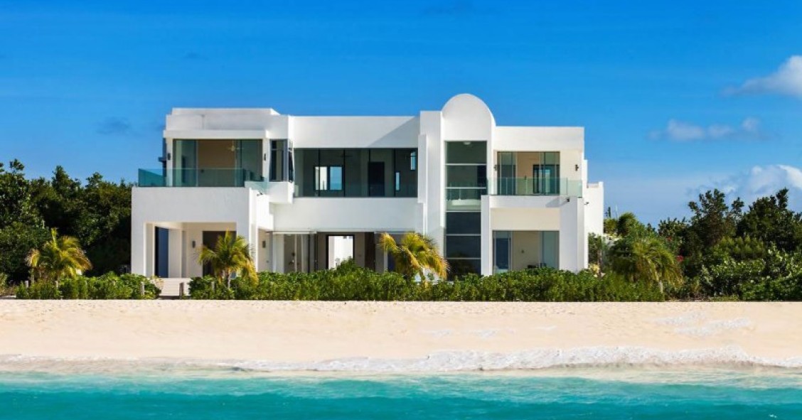 Una villa per sognare nelle caldi notti caraibiche (fotogallery)