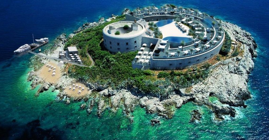 Da antica fortezza a hotel di lusso, la sorpresa del Montenegro (Fotogallery)
