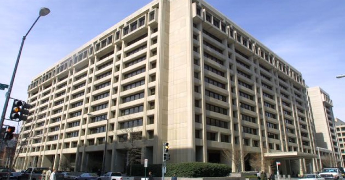 Fmi: "Per tagliare il cuneo fiscale introdurre una moderna tassa sugli immobili"