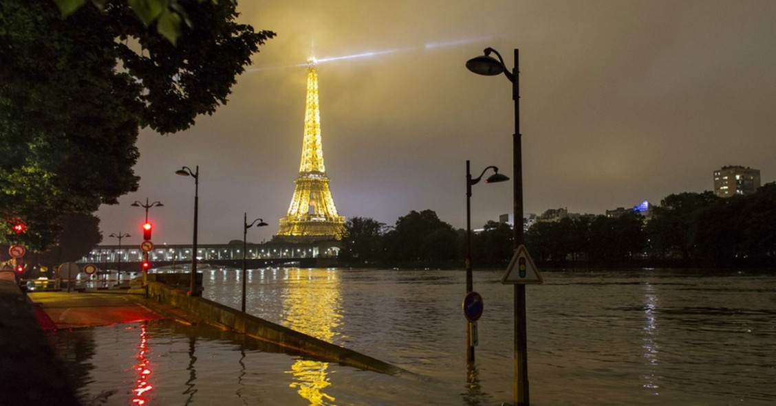 Ecco come Parigi per qualche giorno si è trasformata in una sorta di Venezia (Fotogallery)