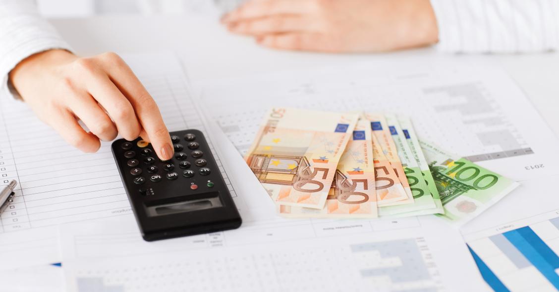 Reddito di cittadinanza dimezzato per chi ha la casa di proprietà