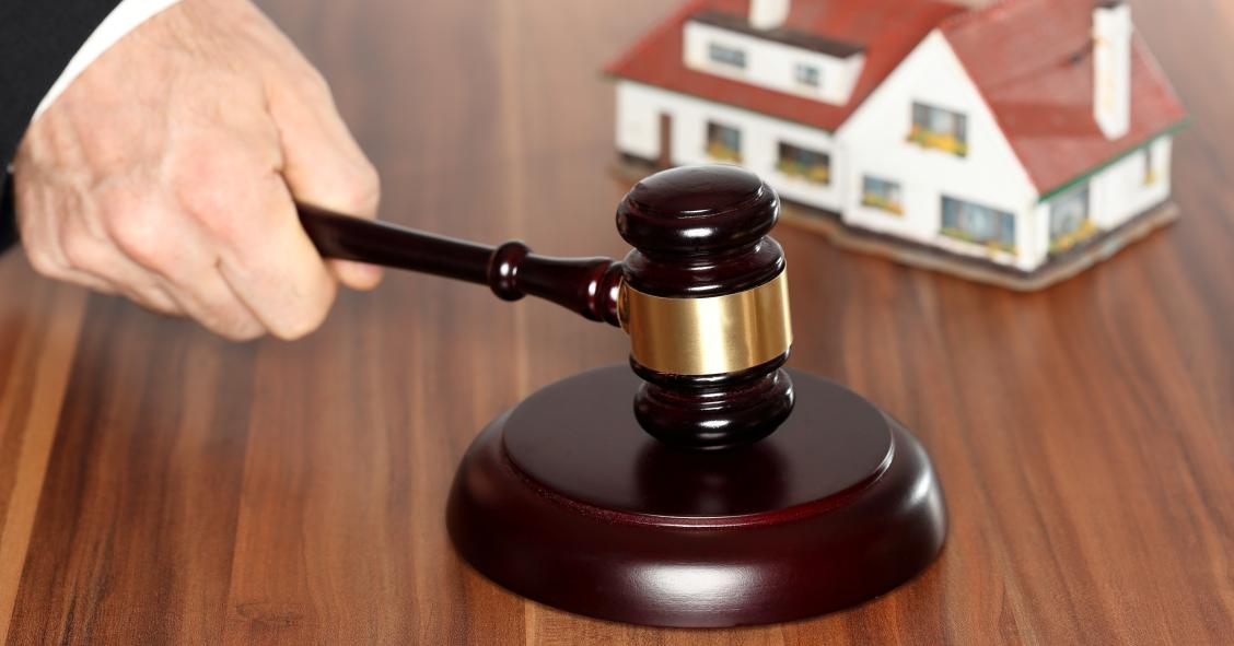 Distanza tra edifici, anche i balconi sono rilevanti