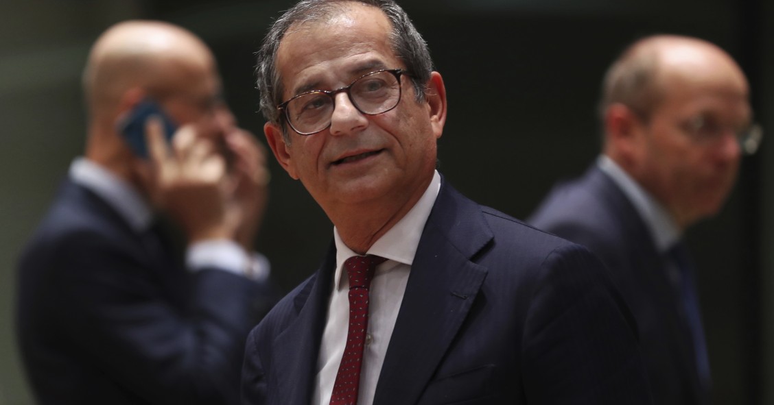 Il Def spiegato da Tria: “Favorevole alla flat tax, no alla patrimoniale”