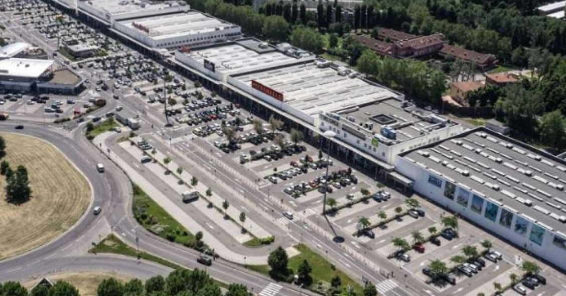 Meraville shopping Park Bologna