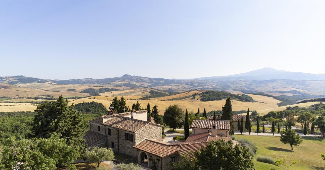 Un resort di lusso con maneggio in vendita nel cuore della Toscana