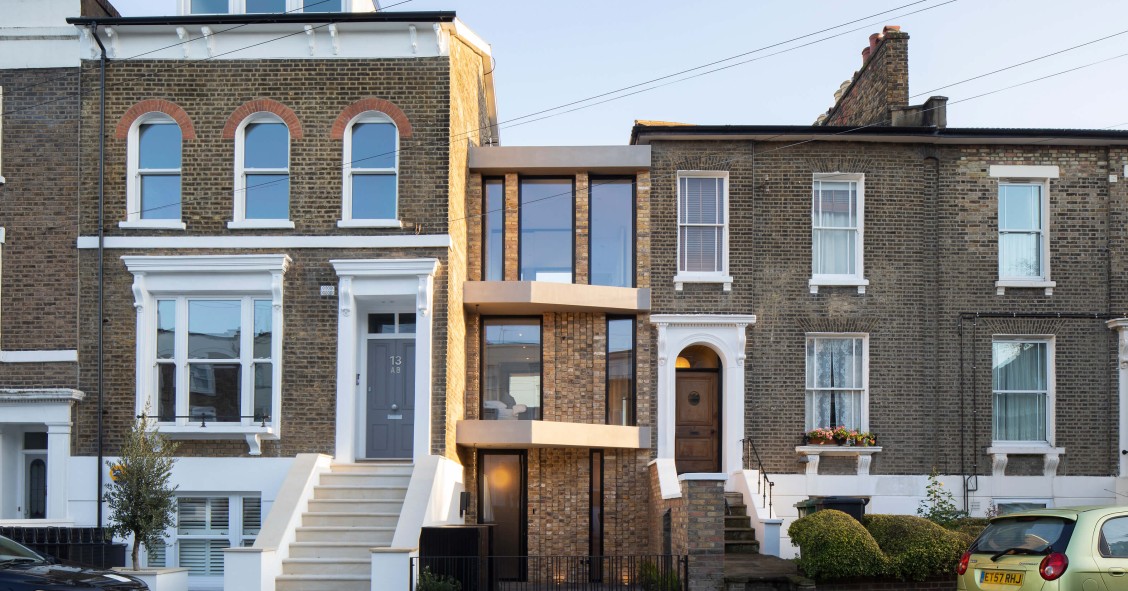 Piccola fuori, grande dentro: ecco gli spettacolari interni di questa casa vittoriana