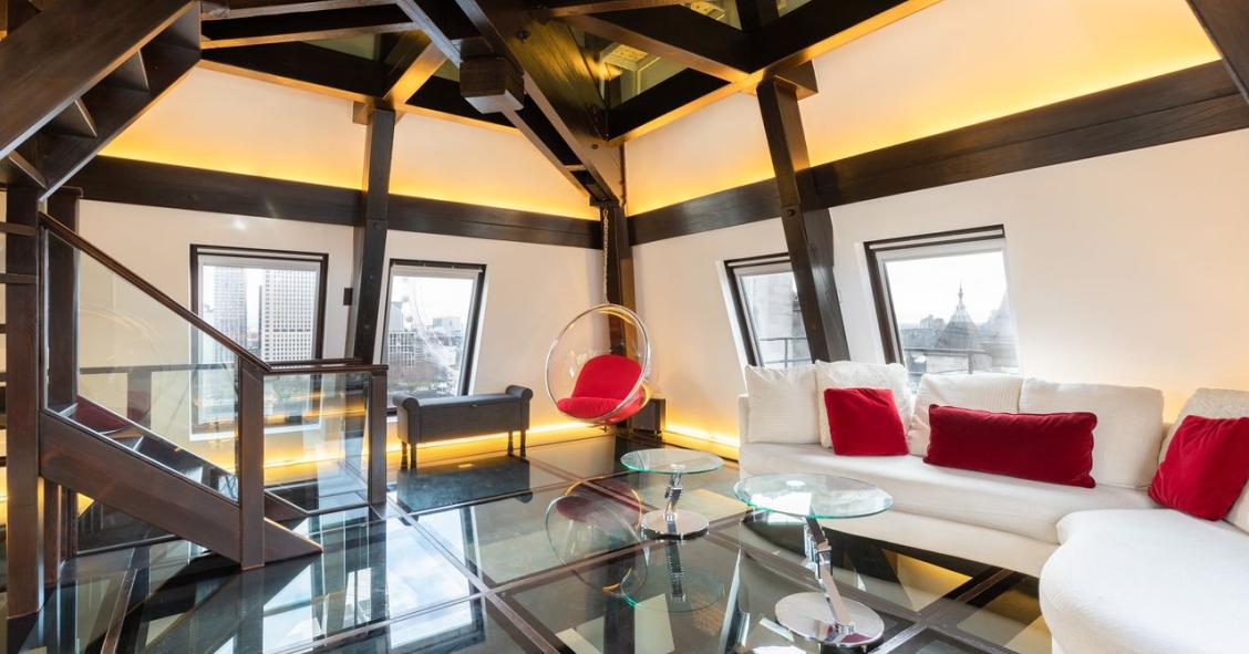 Un triplex nascosto nell'antica sede del Secret Intelligence Service a Londra