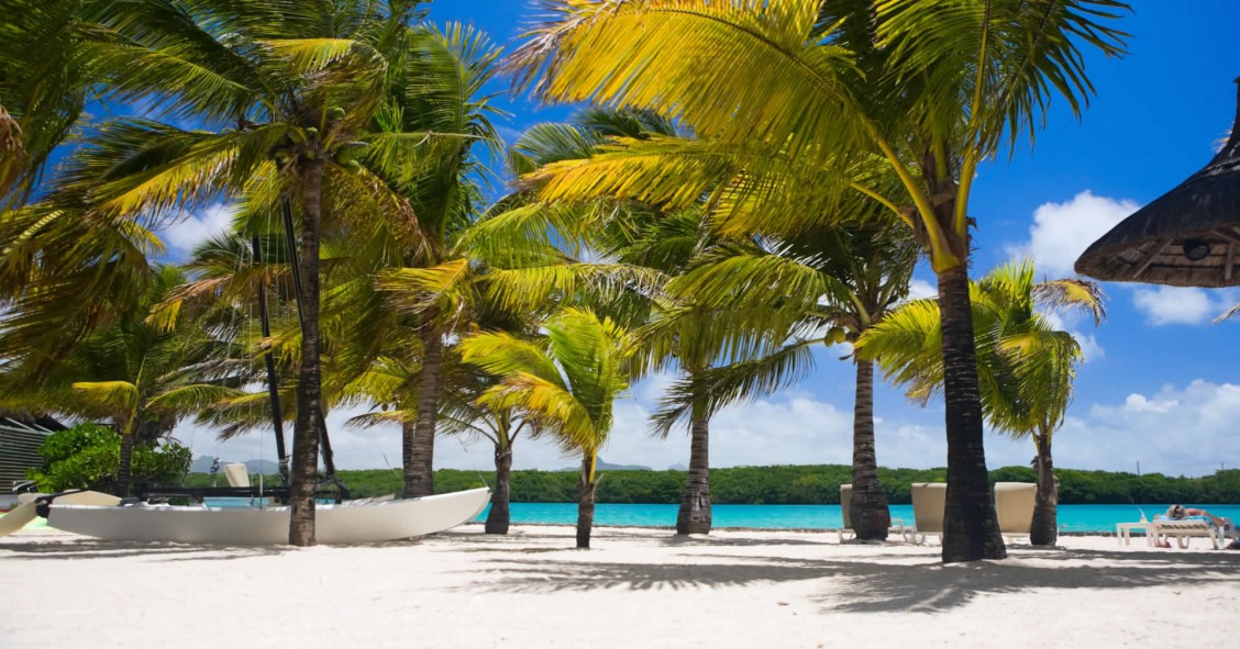 Pacchetti turistici ai tempi del covid: con il visto premium alle Mauritius c’è il vaccino