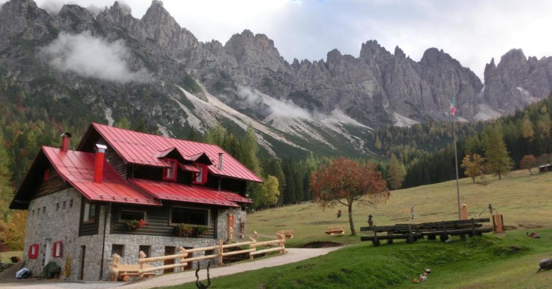 Due rifugi nelle Dolomiti cercano un nuovo gestore
