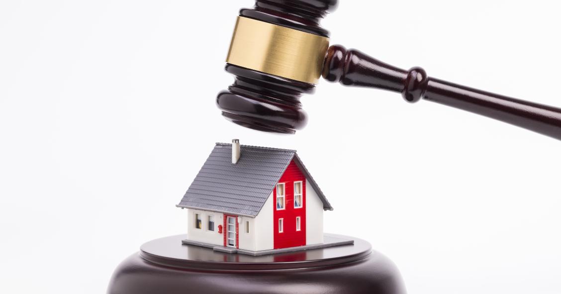 Pergotenda ed edilizia libera, nuovi chiarimenti dal Consiglio di Stato