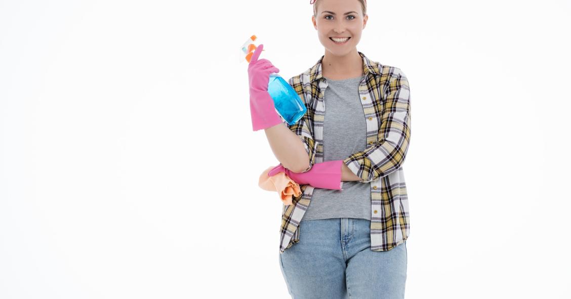 Come pulire finestre e specchi in casa