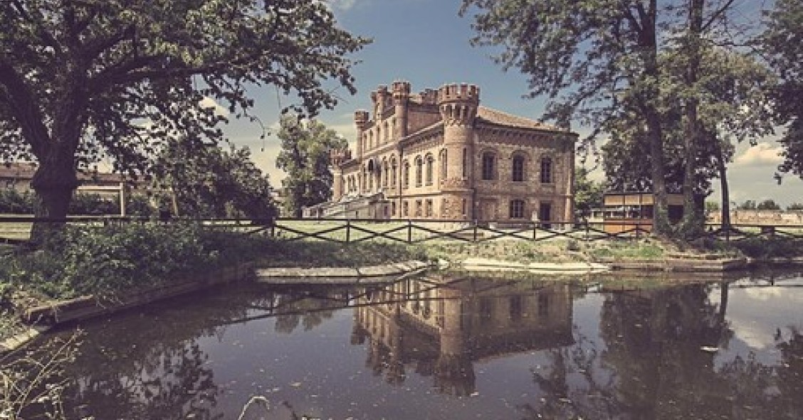 Villa Grosso di Marene, venduto all'asta il castello italiano de "La Bella e La Bestia" 