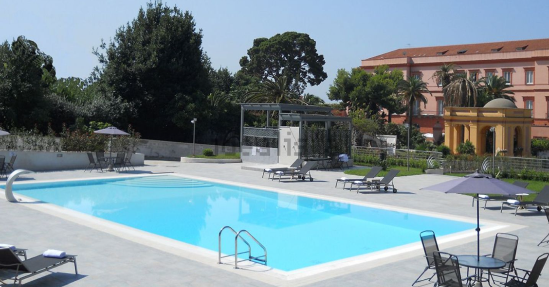 Questo hotel nei pressi degli scavi di Ercolano si vende all’asta su idealista