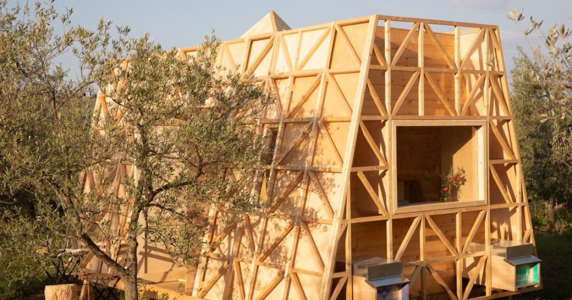 Mini casa prefabbricata in legno