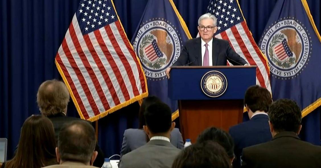 Fed alza tassi di 75 pb e taglia stime Pil: nel 2022 solo +0,2%