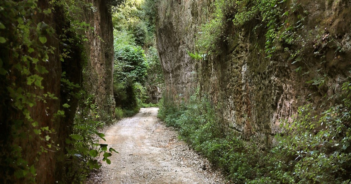 vie cave etrusche