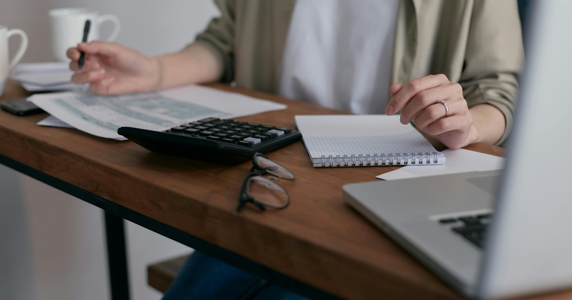 fogli e calcolatrice