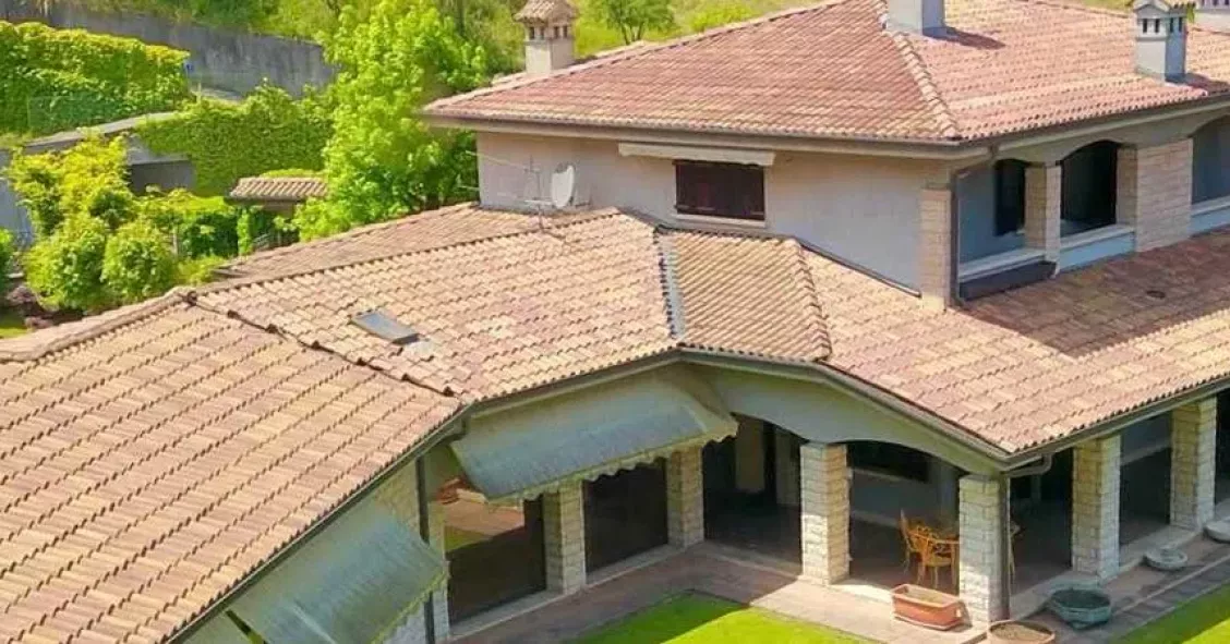 Casa a Leffe, Bergamo - 1.200.000 euro Casa a Leffe, Bergamo - 1.200.000 euro