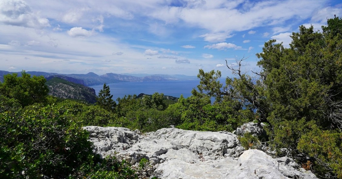 Una veduta del golfo di Orosei, compresa nella Variante Nord del Cammino