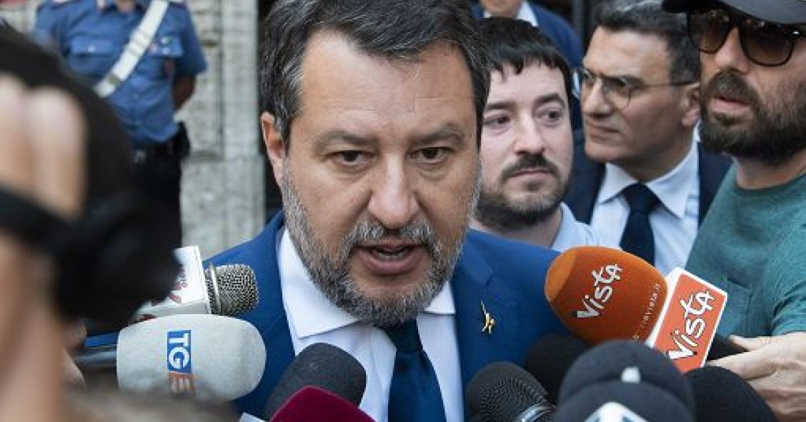 Fisco, Salvini: togliere la prima casa dal calcolo dell'Isee