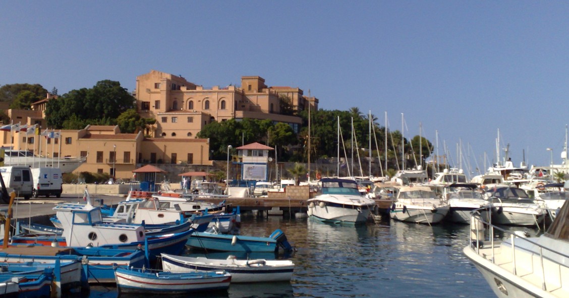 grotta acquasanta