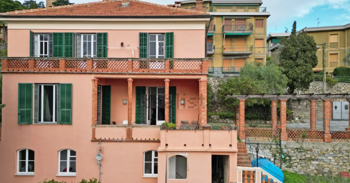 villa in vendita