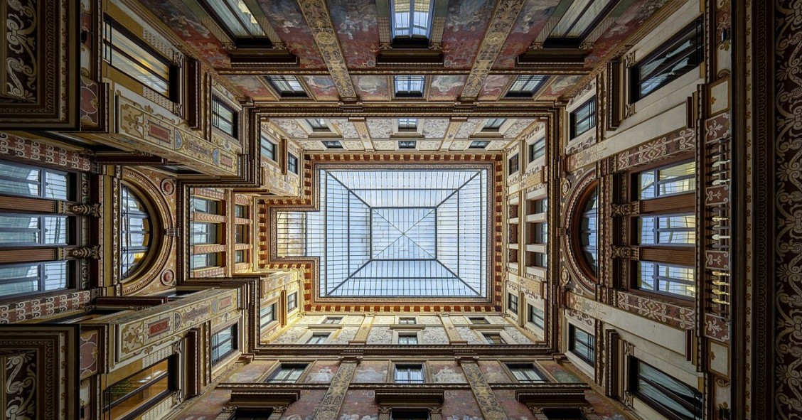 cosa vedere a piedi vicino la fontana di trevi