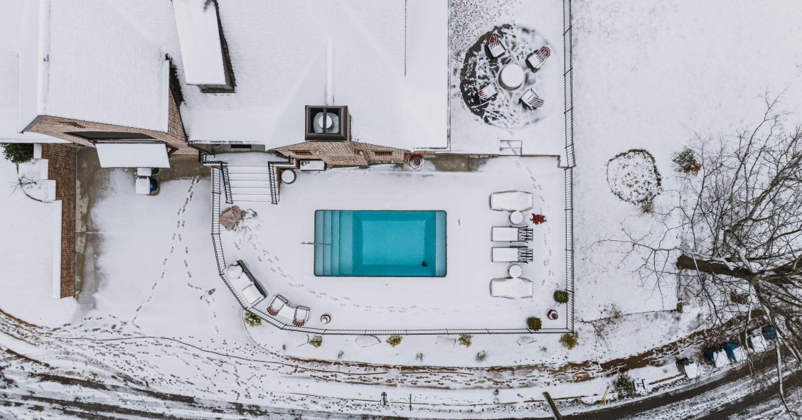 come chiudere la piscina in inverno
