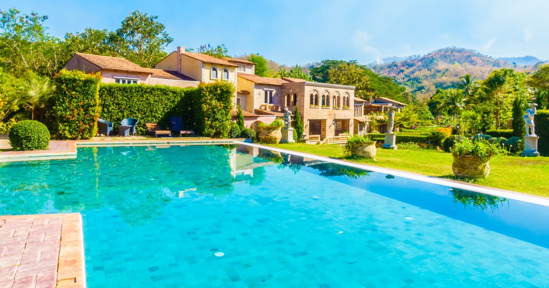 villa con piscina