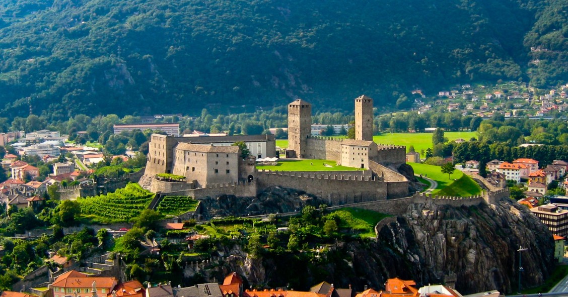 castelli svizzera italiana