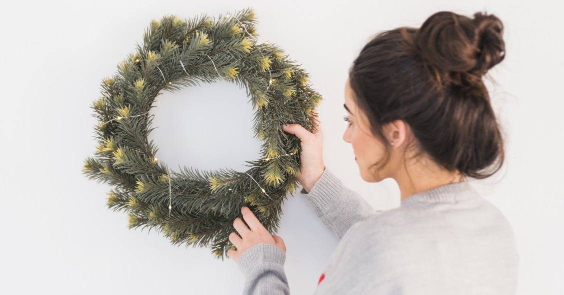 come addobbare l'ingresso di casa per Natale