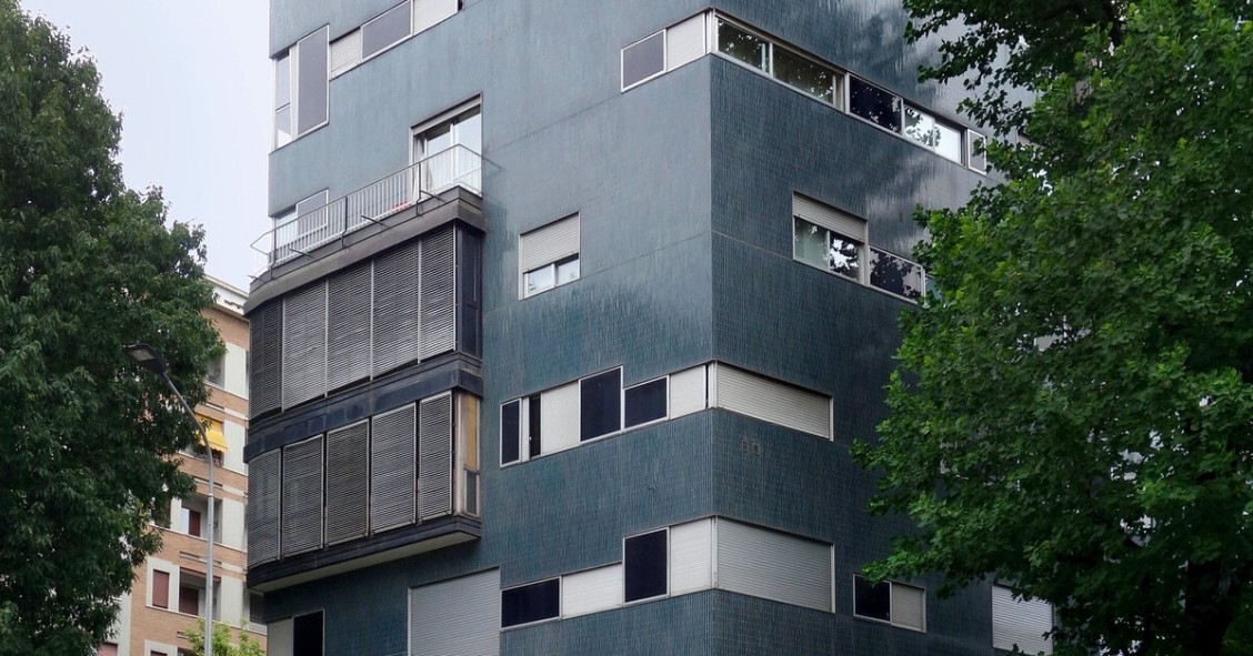 luigi caccia dominioni edificio via nievo 28 milano