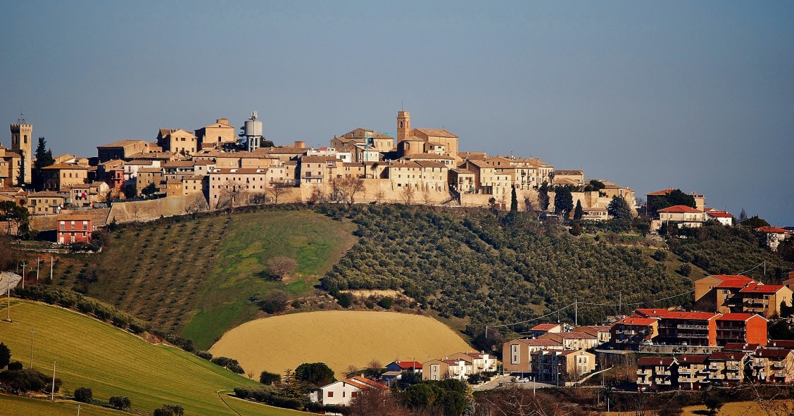 bandiere arancioni marche