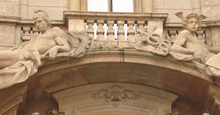 All'asta altri 10 immobili delle poste