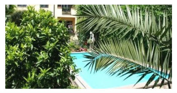 Come nascondere la piscina con un clic