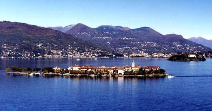 Madonna ha scelto: vuole il castello di stresa