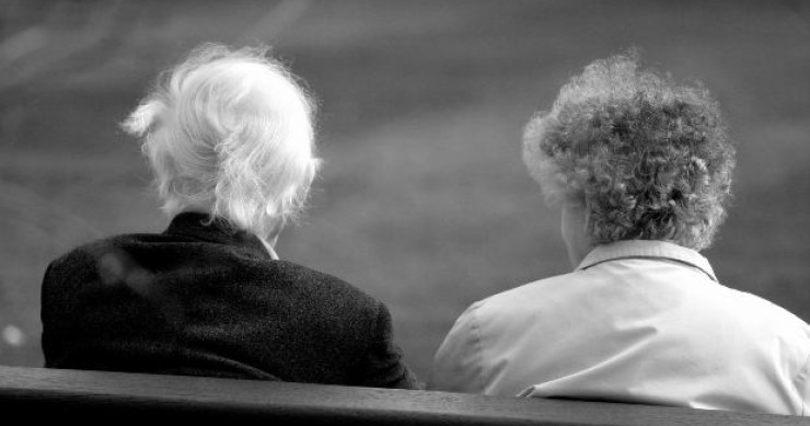 foto: hotblack (www.flickr.com) Manovra in arrivo, novità sulle pensioni per donne, precari ed età pensionabile
