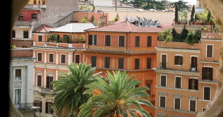 Case in regalo: dopo fini e scajola, tocca a tremonti. Scegli la tua