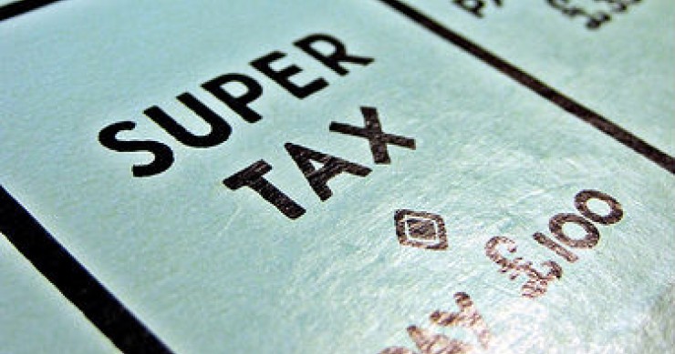 Supertassa, anche la casa sarà compresa nel calcolo. Di fatto, torna l'ici