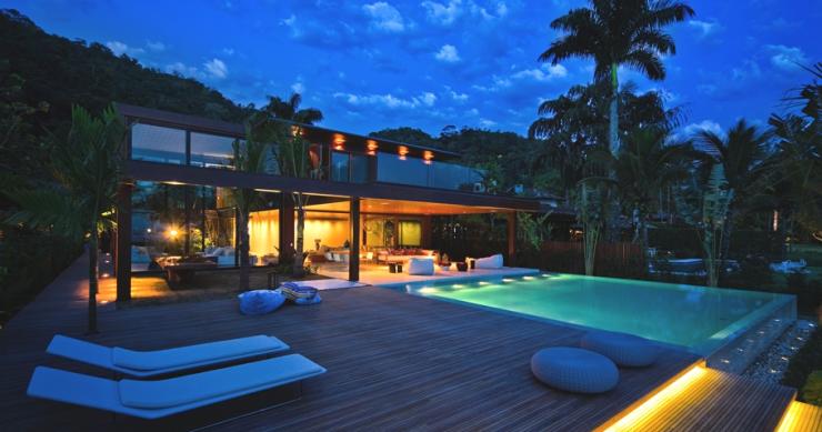 Case da sogno: paradiso privato sulla baia di rio de janeiro