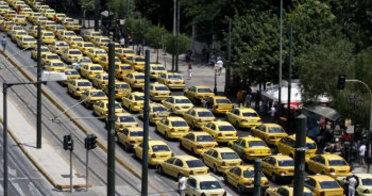 I taxi di Roma sono i peggiori d'europa (tabella)