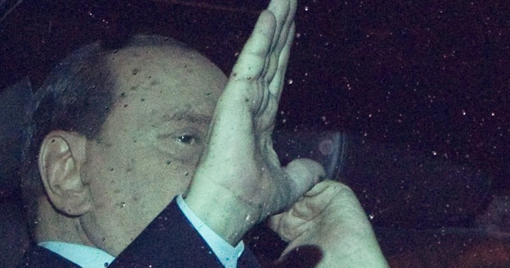 Milano in ripresa e spread in calo alla vigilia delle dimissioni di berlusconi (diretta)