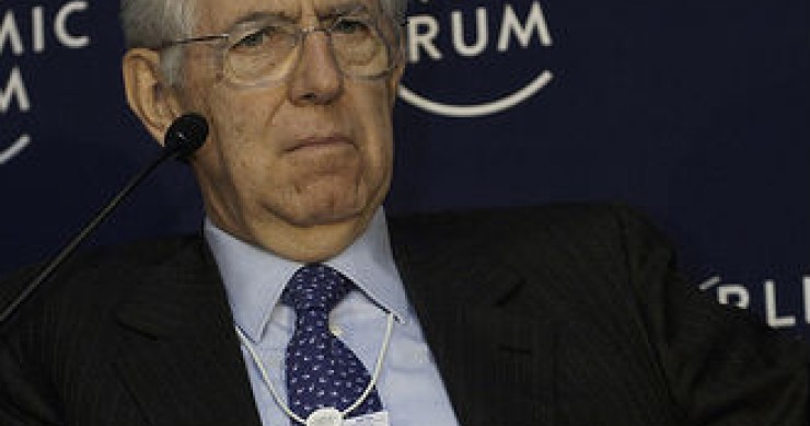 Monti: "addio al posto fisso. I giovani si abituino a cambiare" (video)